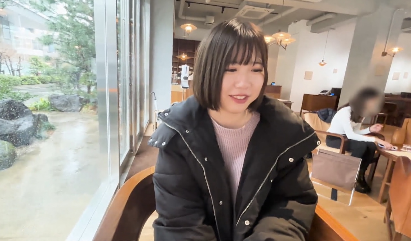FC2-PPV-4419446-2 携帯ショップで懸命に働く新卒の〇〇ちゃん！素朴で庶民的な彼女を誑かし2度も大量種付け